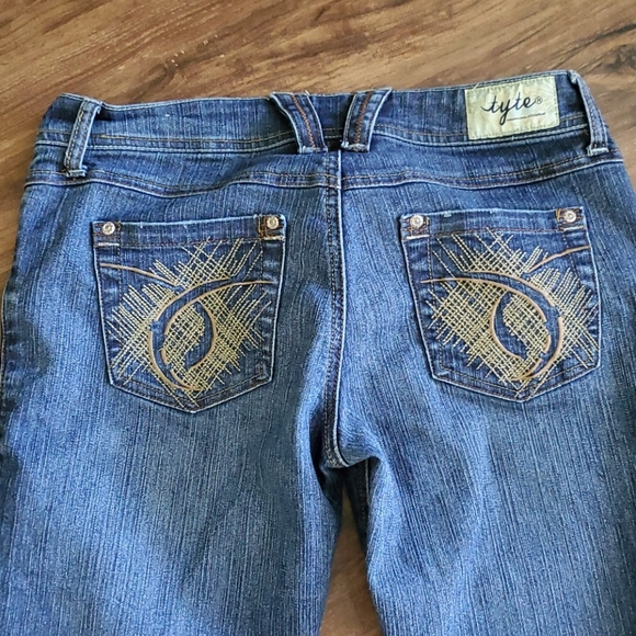 Tyte Jeans - Picture 9 of 9